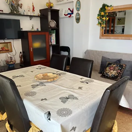 1 Linea Apartment